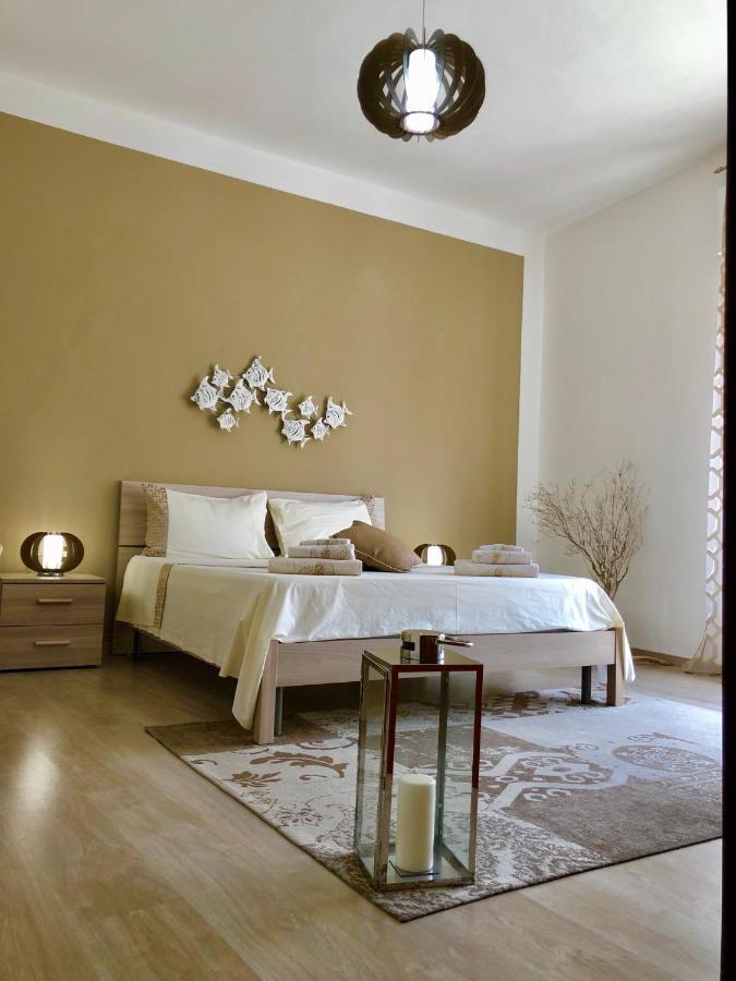 Montellinos Suite Tortora Сант'Антьоко Екстер'єр фото